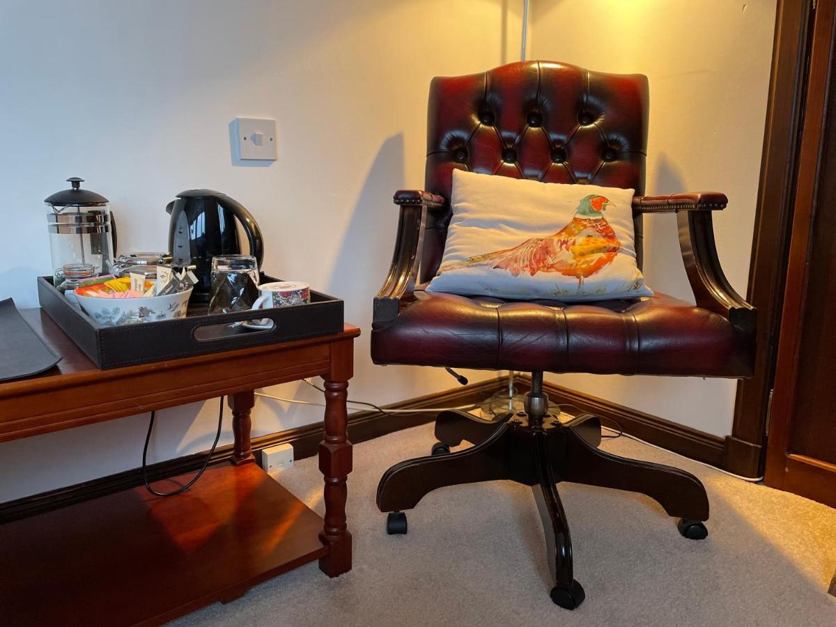 ストーノウェー Ramadale Stornoway Bed & Breakfast エクステリア 写真